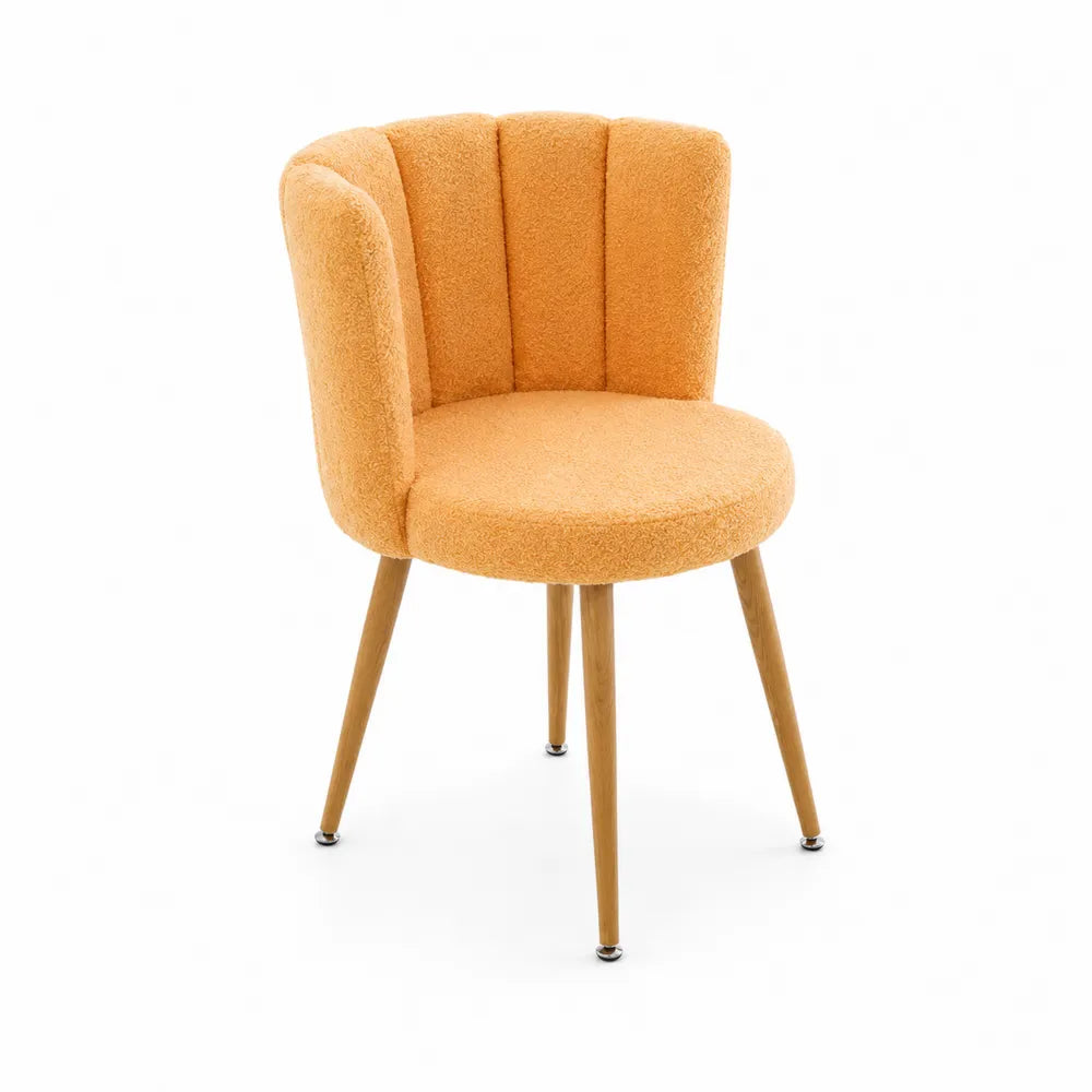 Stuhl aus Teddy Stoff mit Eichenholzbeinen, Orange